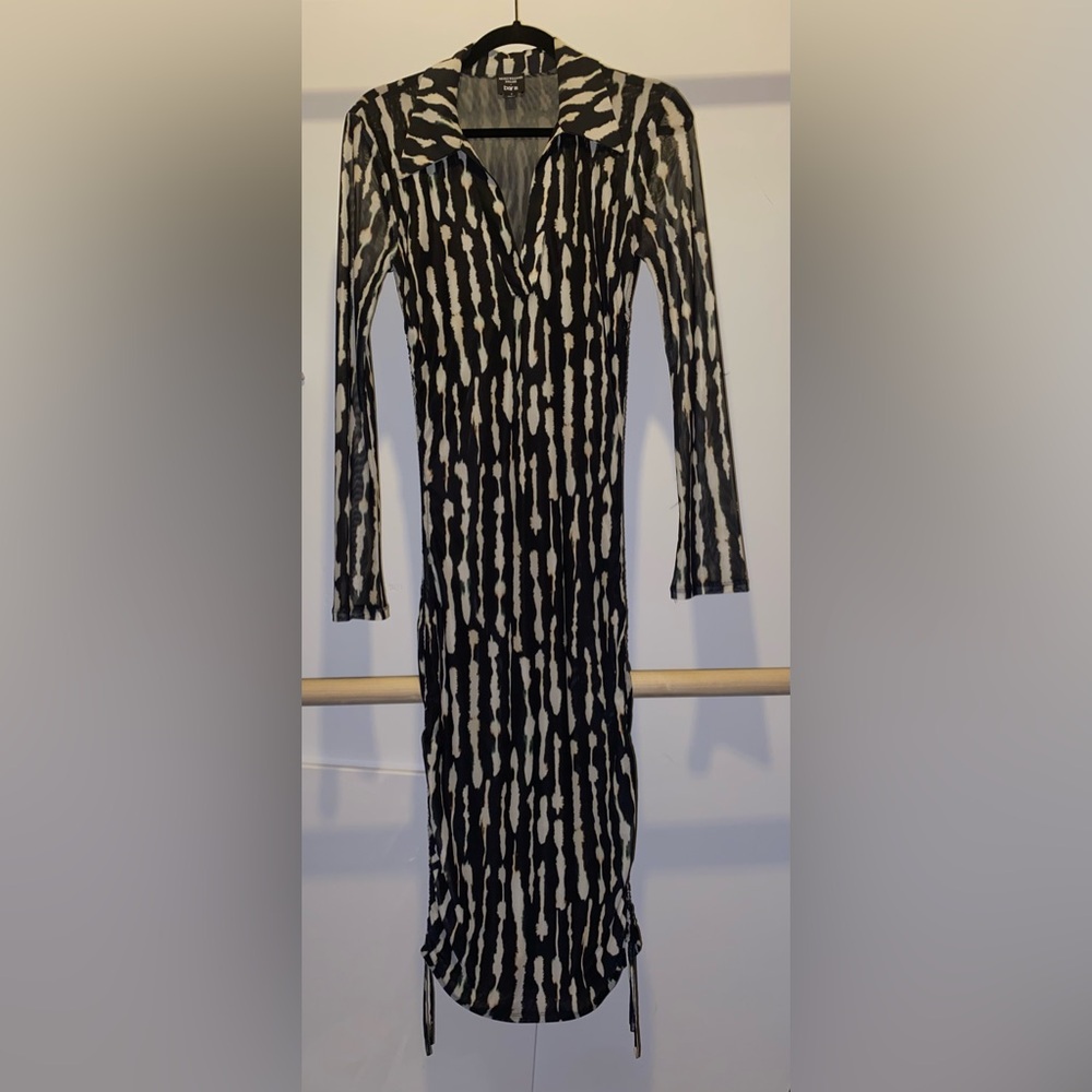 Bar III Black and Cream Long Sleeve Dress